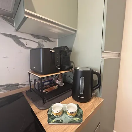 Maris Apartman Luino